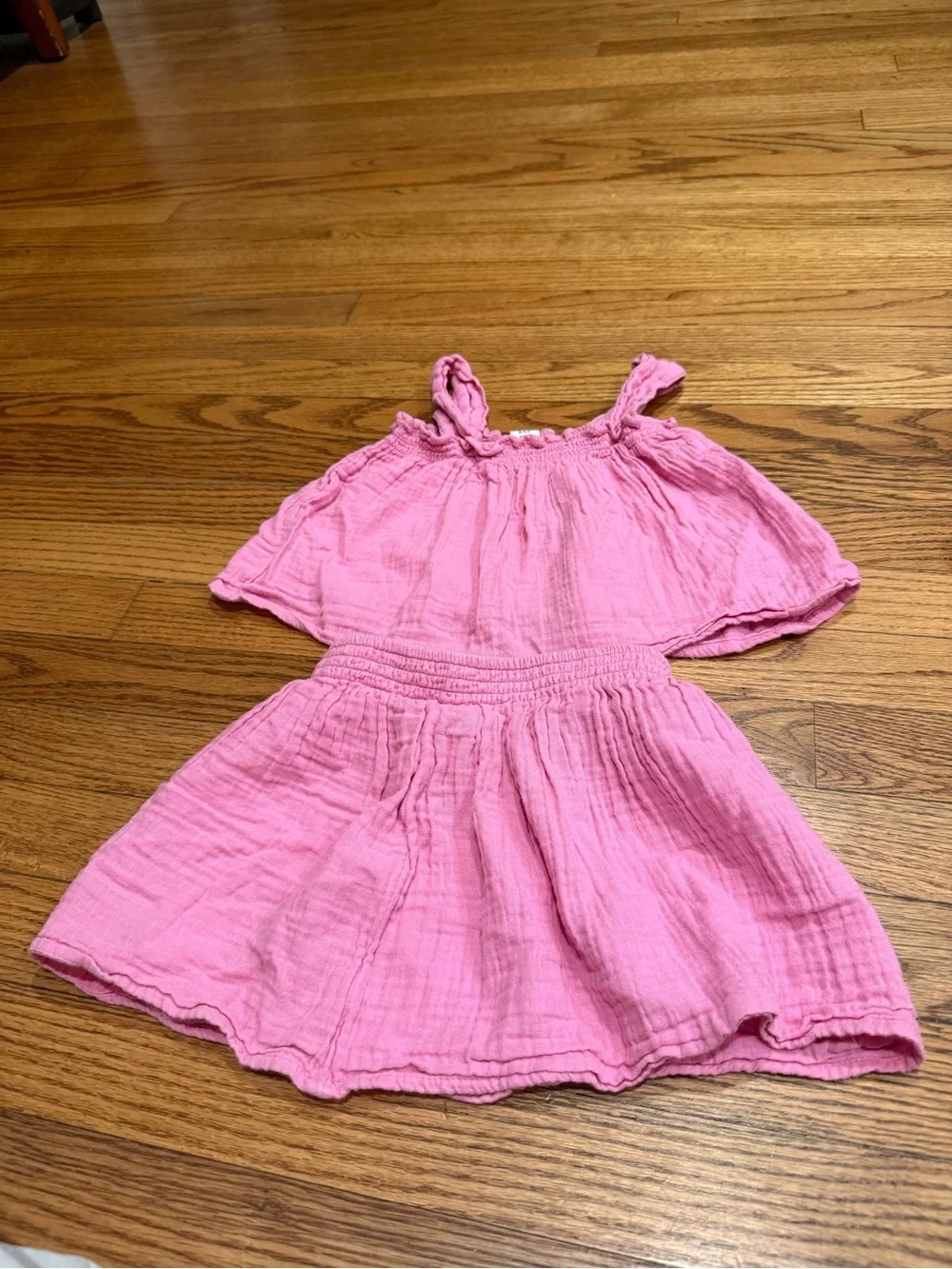 Gap size 3T Girls' Pink Two-Piece Top & Skirt Set